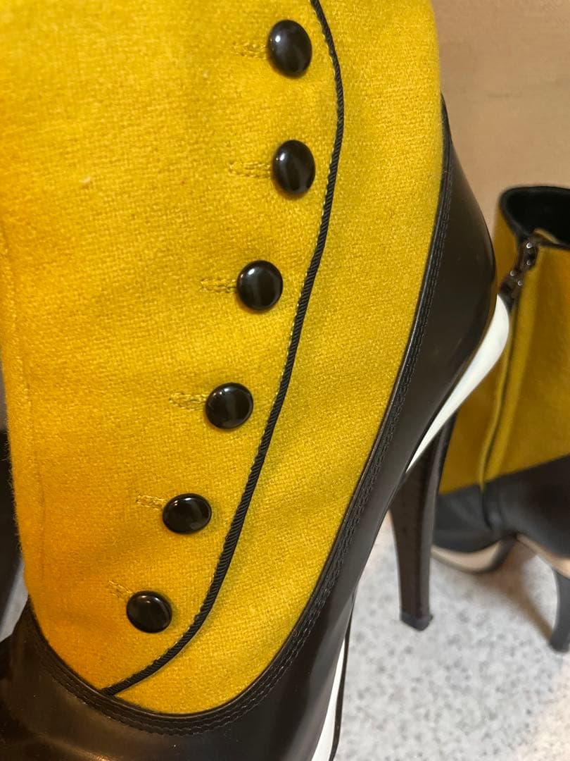 FENDI フェンディ　ブーツ　希少　ヒール