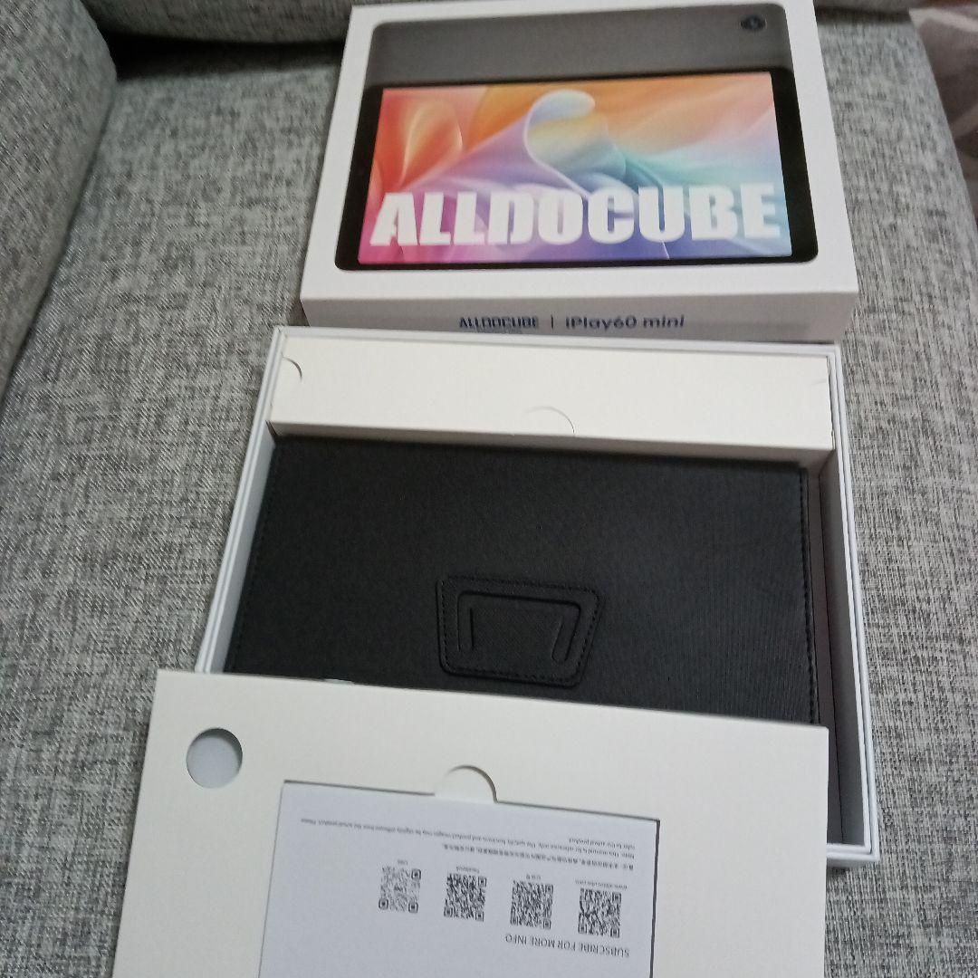 SIMフリー　ALLDOCUBE iPlay 60 mini 8.7インチ
