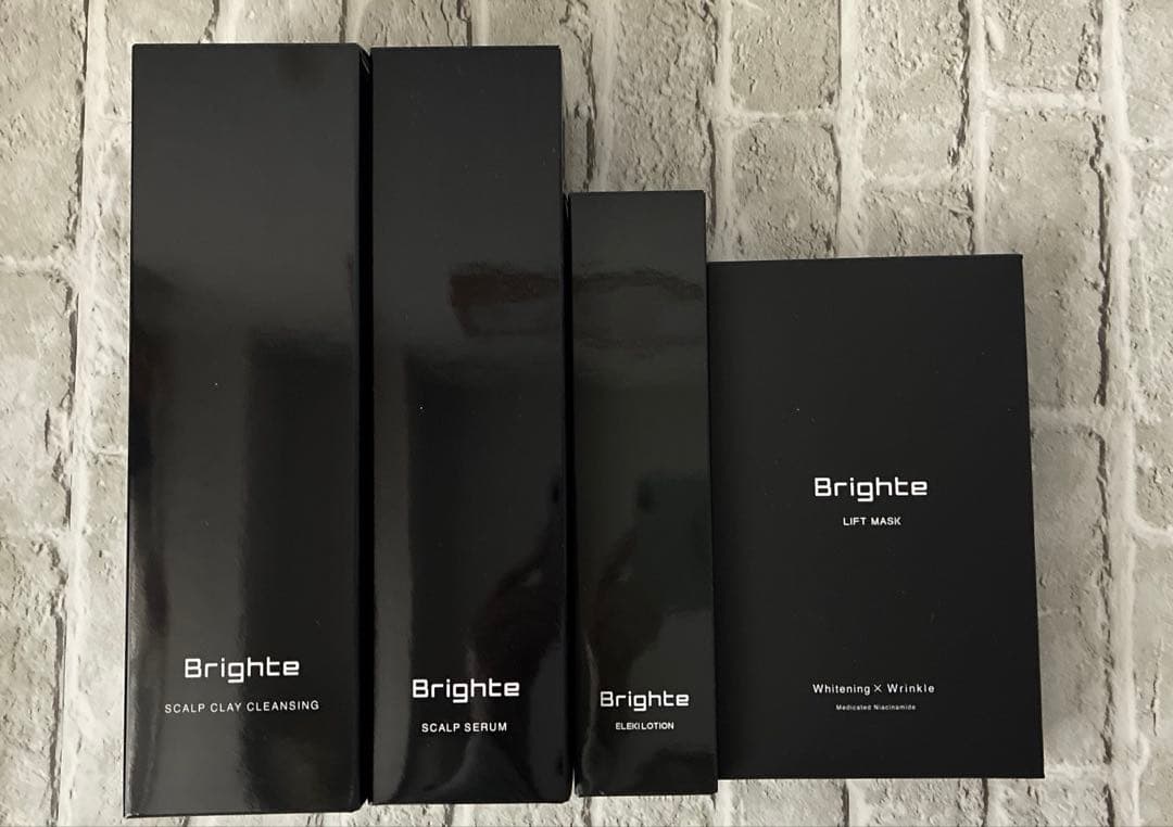 ブライト エレキブラシ+（ピンク）ローション、セラム、クレンジング等