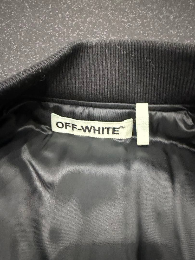 OFF WHITE オーバーサイズアウター（黒）（S）