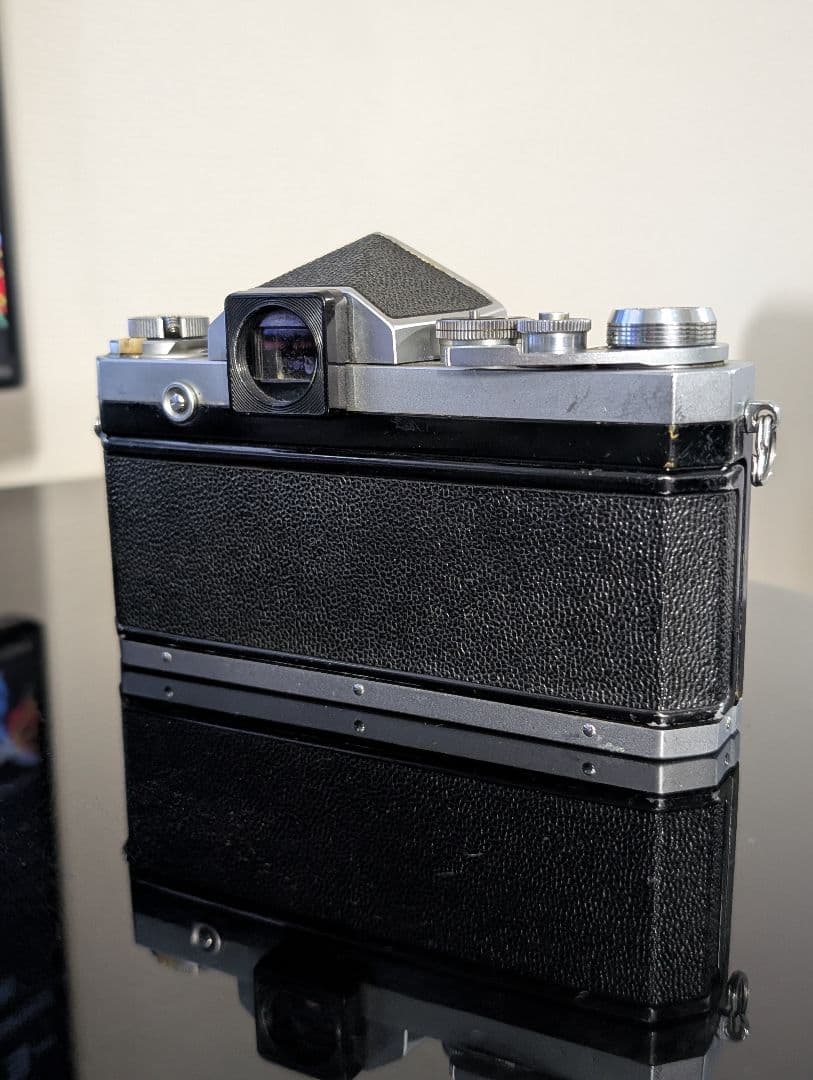 Nikon F 一眼レフカメラ Nikkor 50mmレンズ付き