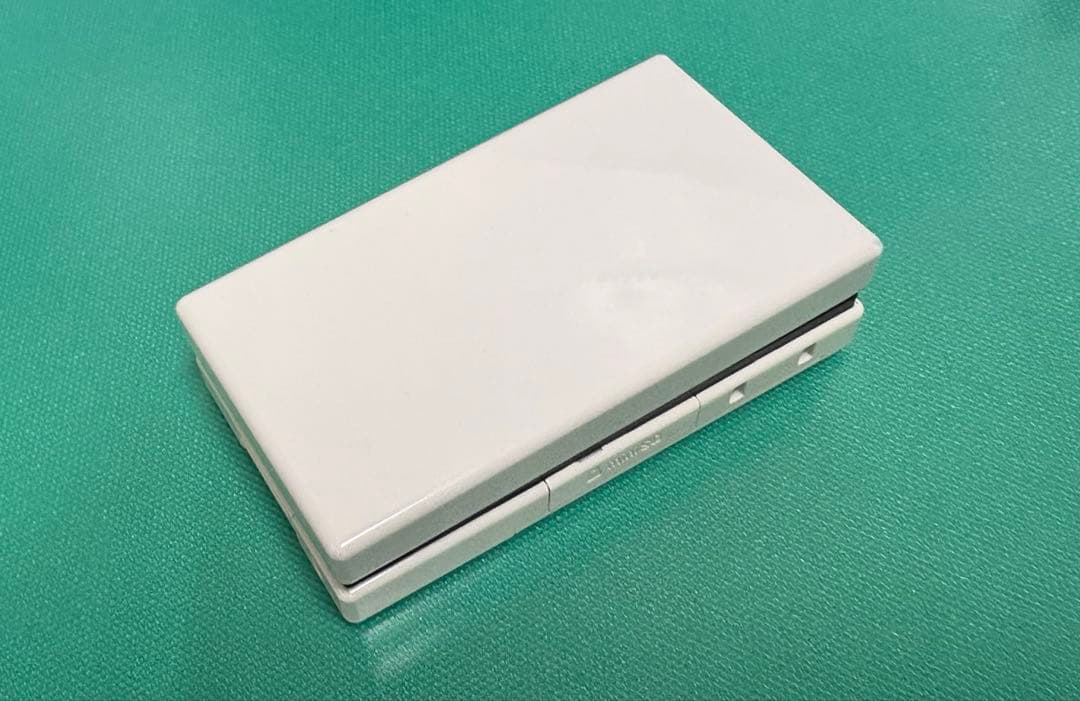 au neon ネオン 携帯電話