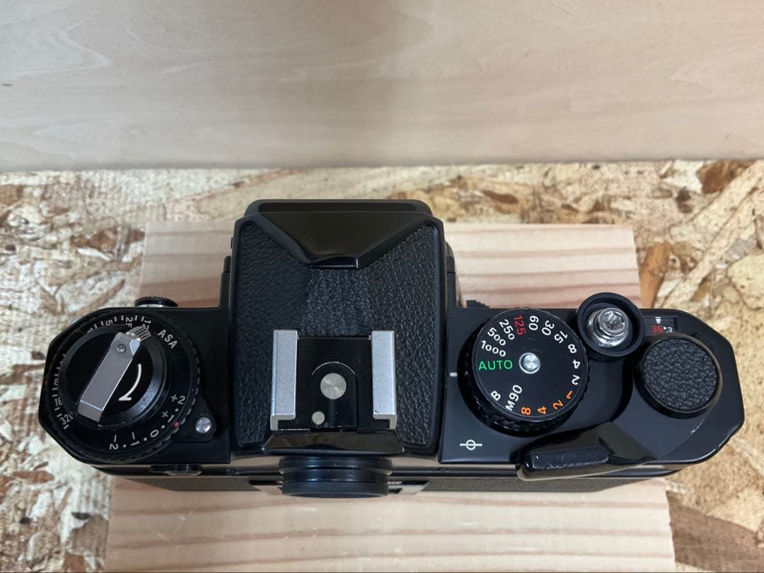 ⭐︎送料無料⭐︎Nikon FE フイルムカメラ⭐︎ジャンク品 ⭐︎おまけ付⭐︎