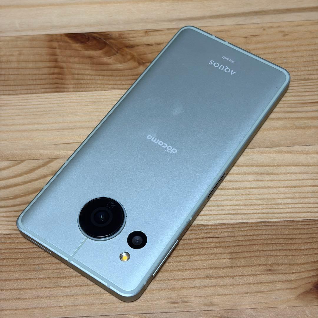 AQUOS sense8 ペールグリーン SIMフリー　00961
