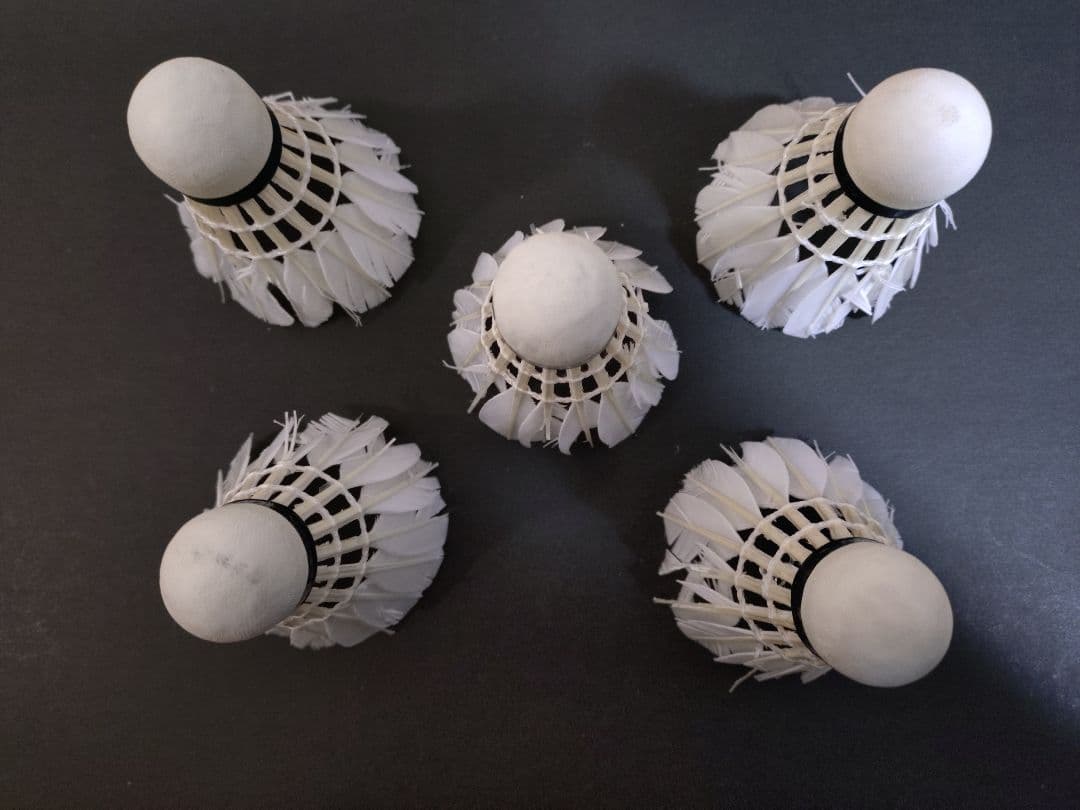 YONEX　ニューオフィシャル120球 ヨネックス　ノック用+おまけ17球