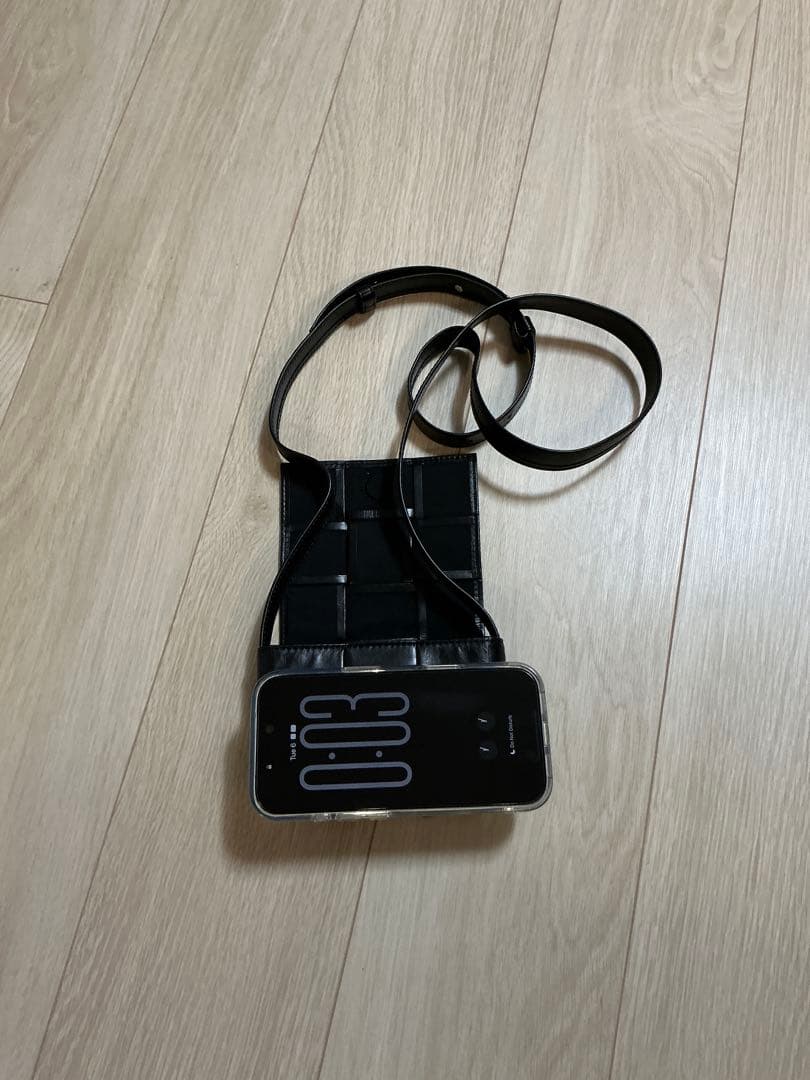 Bottega Veneta ブラック ショルダーバッグ　カセット　キャンディ