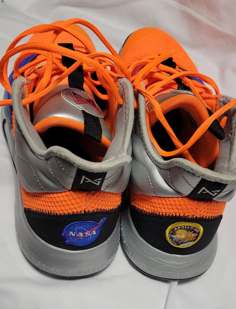 NIKE PG3 NASA バスケットボール ジョーダンじゃない価格にて