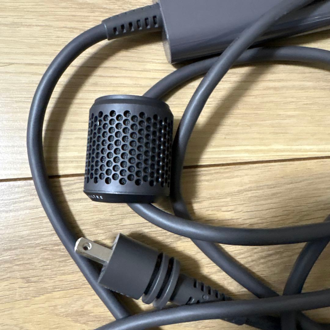 ダイソンヘアドライヤー　HD12