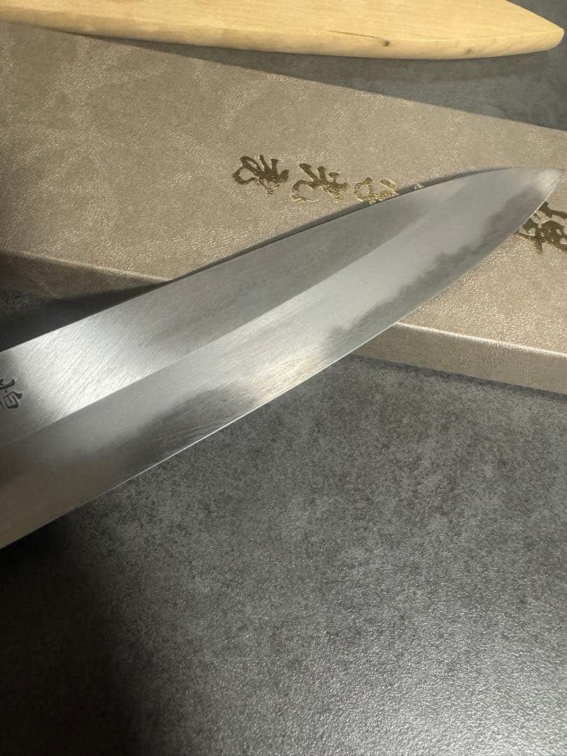 【極美品】包丁 界一文字光秀 煌　青一鋼　黒　黒呂柄 和式牛刀