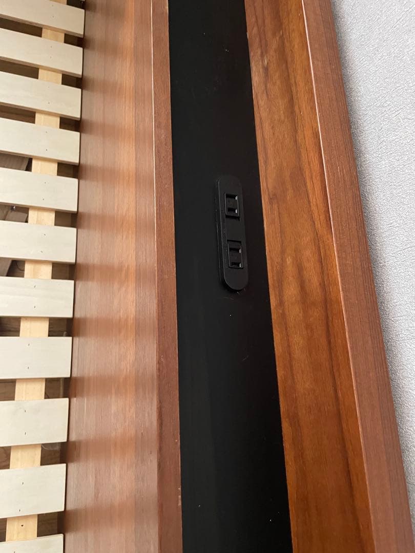 【最終セール】ニトリ　木製スノコベッド クイーンサイズ