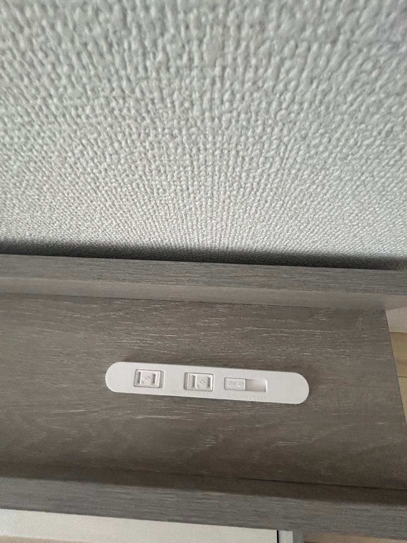 グレー ダブルローベッドフレーム USBポート付き