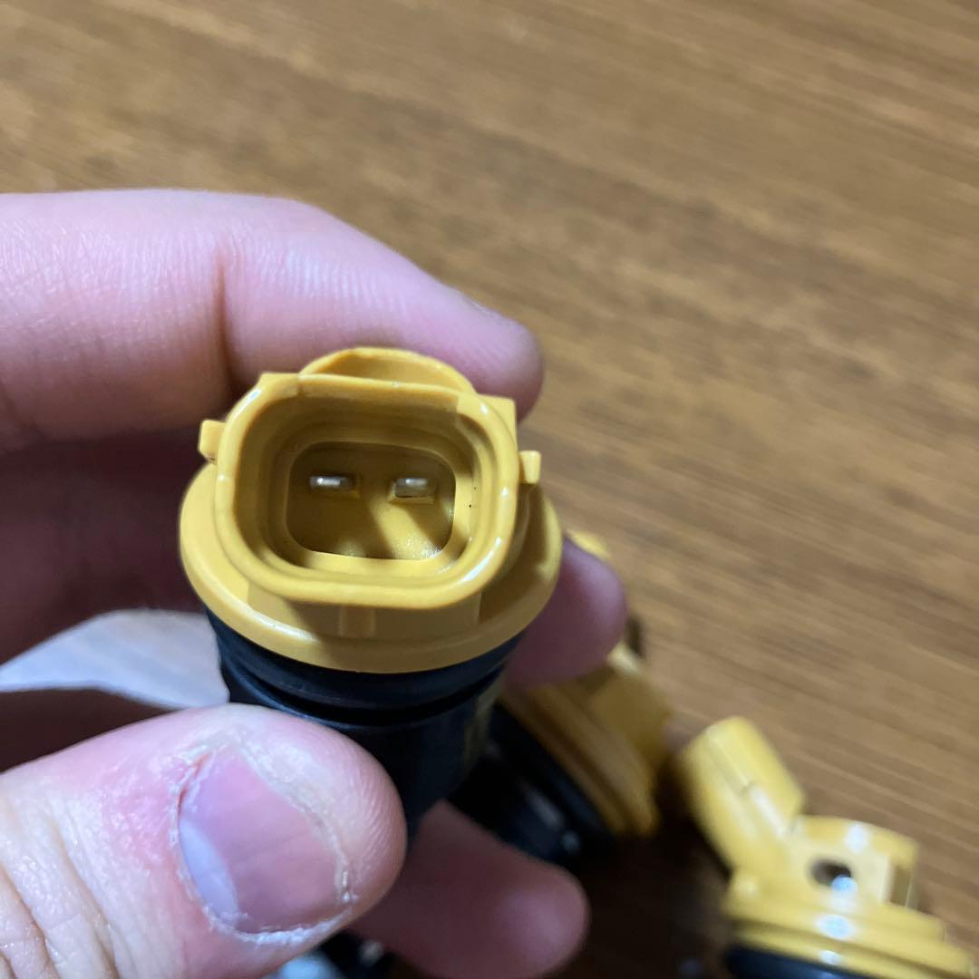GF-GC8用インジェクター 新品3ヶ 中古1ヶ