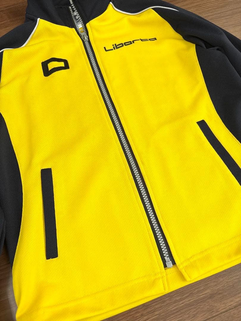 Liberta リベルタ　ユニフォーム　130 140 防寒着