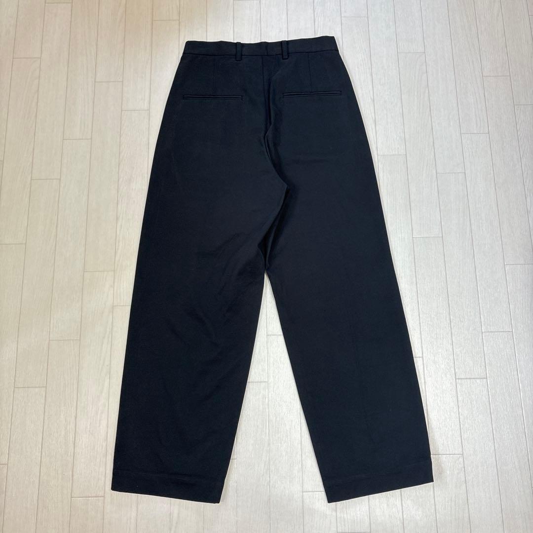 ATON エイトン コットンギャバジン タックパンツ 00 ブラック