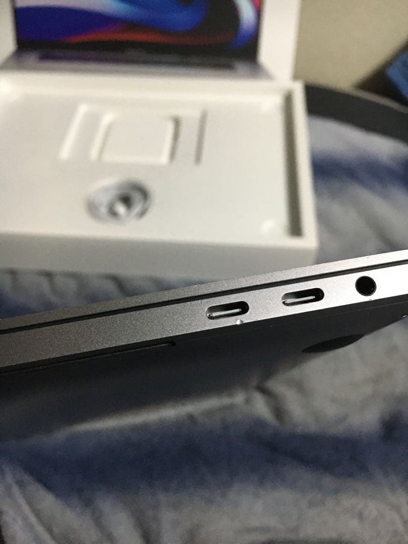 MacBookPro 2019 16インチ 16GB 512GB Core i7