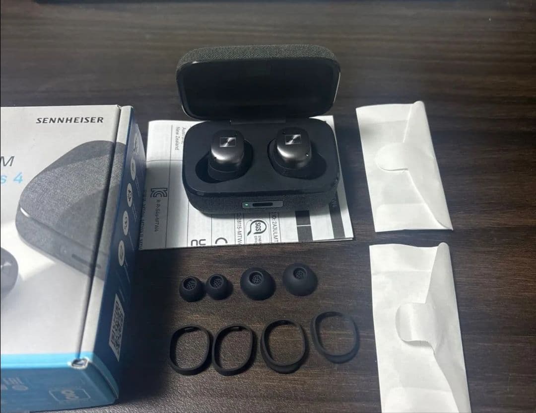 イヤホン Sennheiser Momentum True Wireless 4