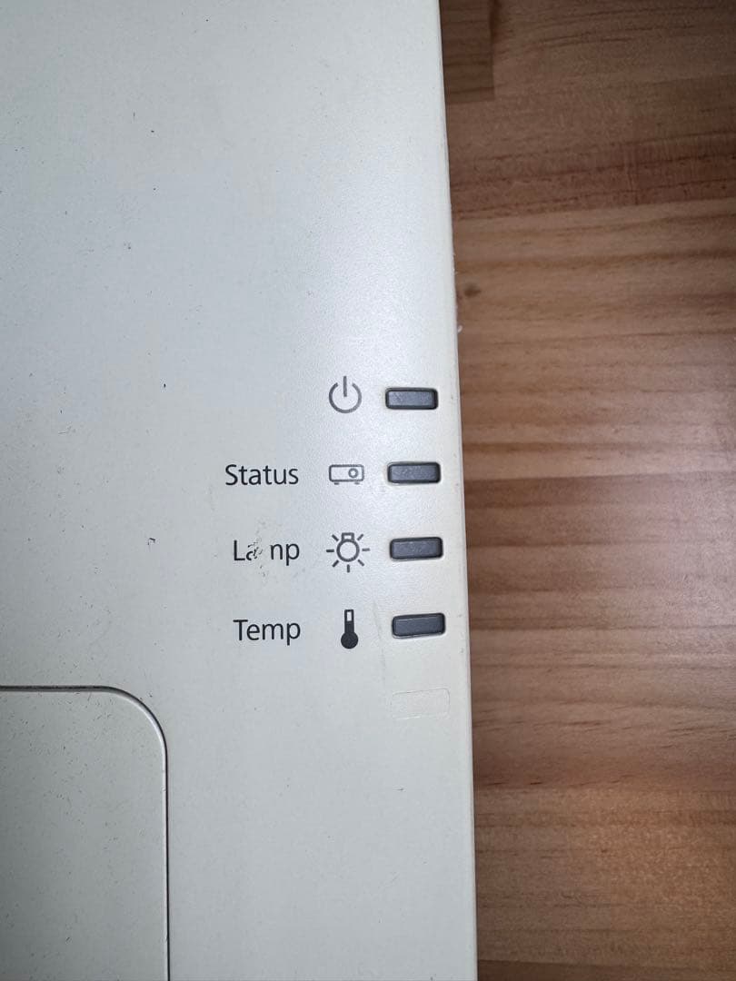 EPSON 1985WU HD プロジェクター高輝度4800lm HDM対応美品