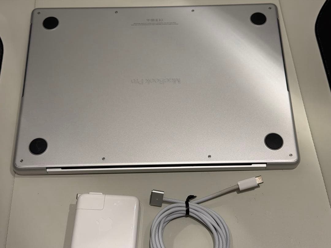 MacBook Pro 14“ M1 Max 64GB JIS