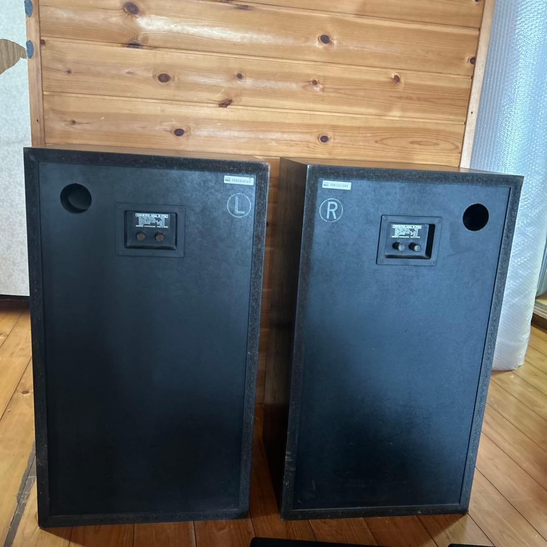 ONKYO 3ウェイ・スピーカーシステム　D-77