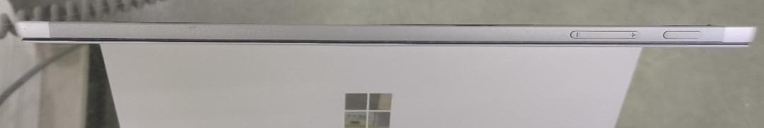 Microsoft surface pro 7 +　画面新品換装　SSD256G