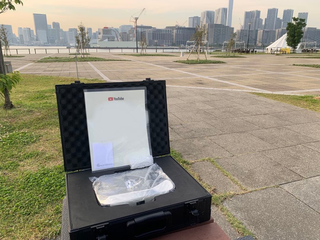YouTube Diamond PLAY Button ダイヤモンド 盾