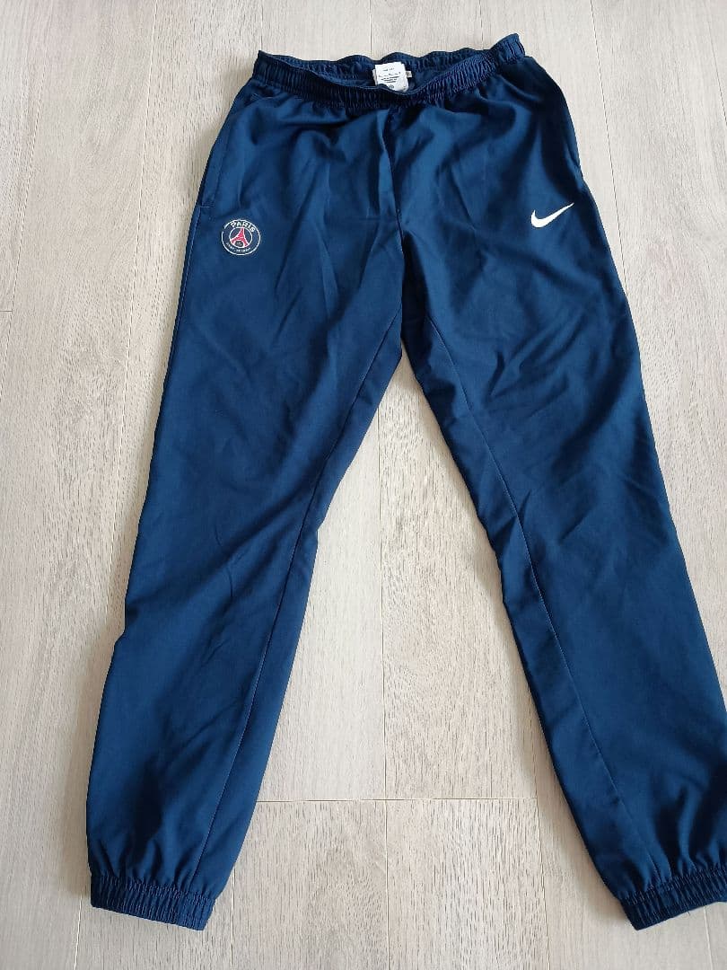 ナイキ　ジョーダン パリサンジェルマン　セットアップ