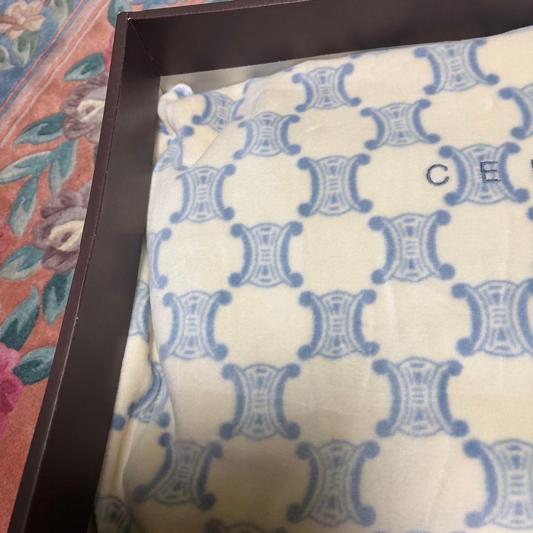 CELINE 青と白のシングル毛布140✖️200綿毛布