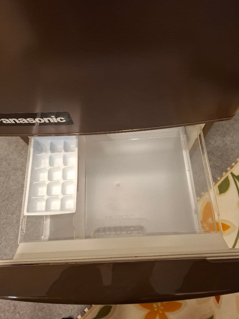 Panasonic 冷蔵庫 NR-B179W