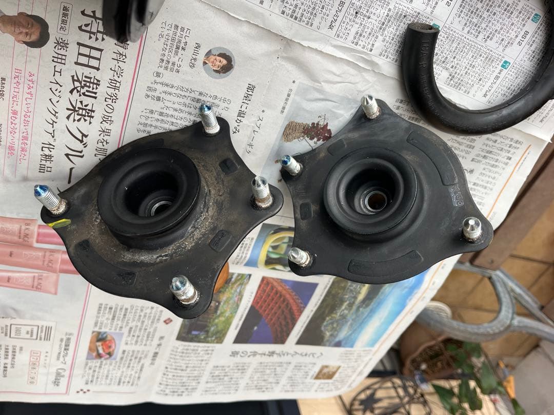 オデッセイRC4 KYB NEW SR MC (フロント) リヤは純正