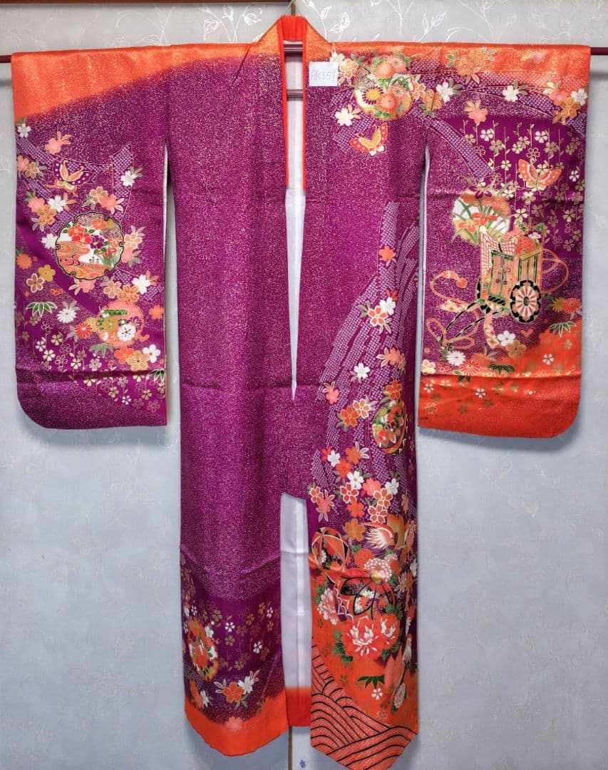 RK551子供着物7歳前後用着丈135センチ裄丈55センチ正絹めちゃくちゃ綺麗