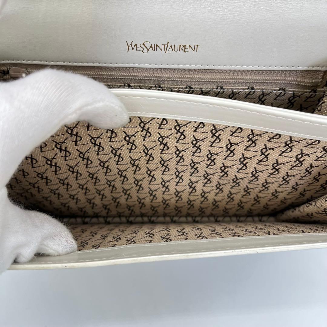 イヴサンローラン ショルダーバッグ ポシェット カサンドラ YSL金具 レザー