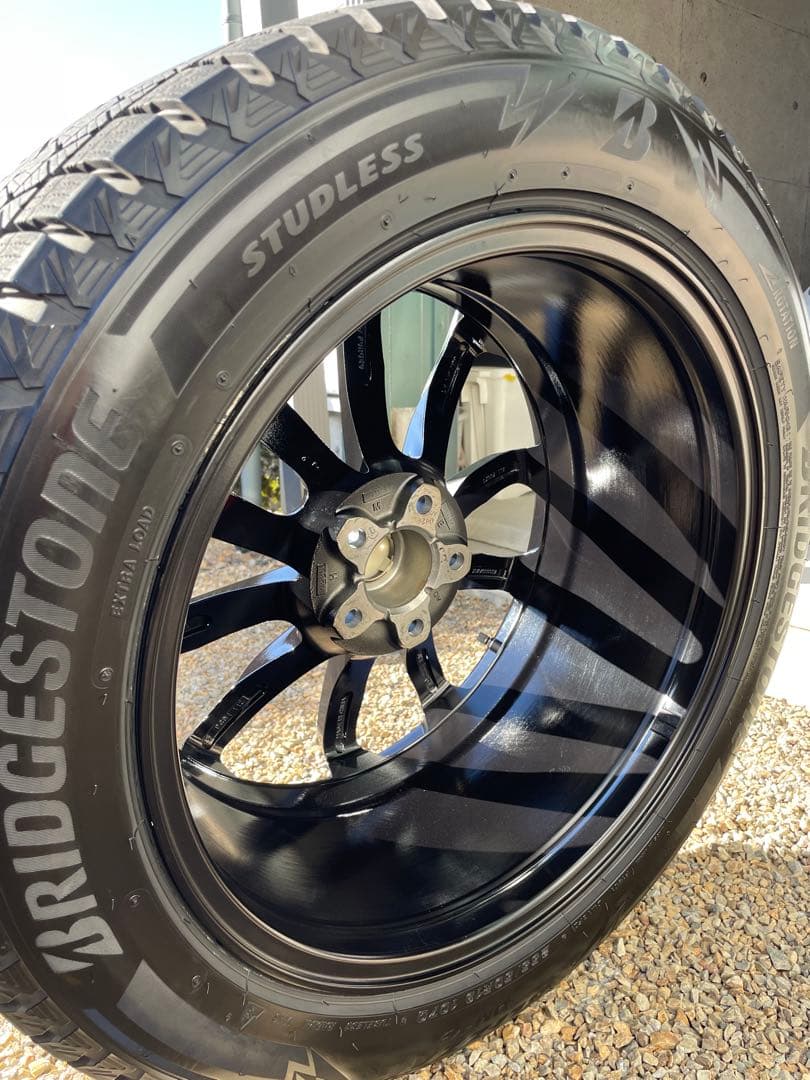 雨*太様 ポルシェマカン95B BS ブリザック19インチ スタッドレスタイヤホ