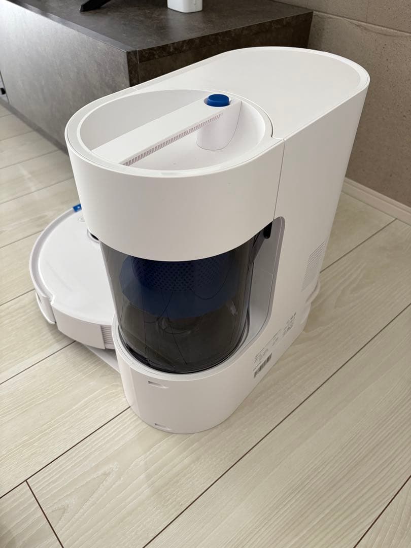 ロボット掃除機 水拭き機能付き 最新型‼️4回程使用‼️
