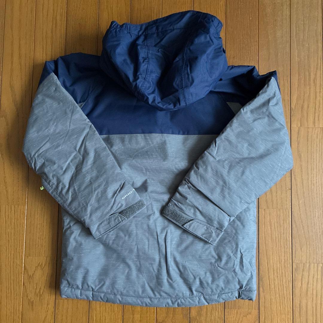 未使用Columbiaコロンビア 子ども用スキーウェア上下セットS（130㎝）