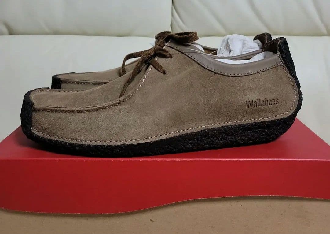 新品未使用タグ付きクラークスClarksワラビーナタリー25.5cm