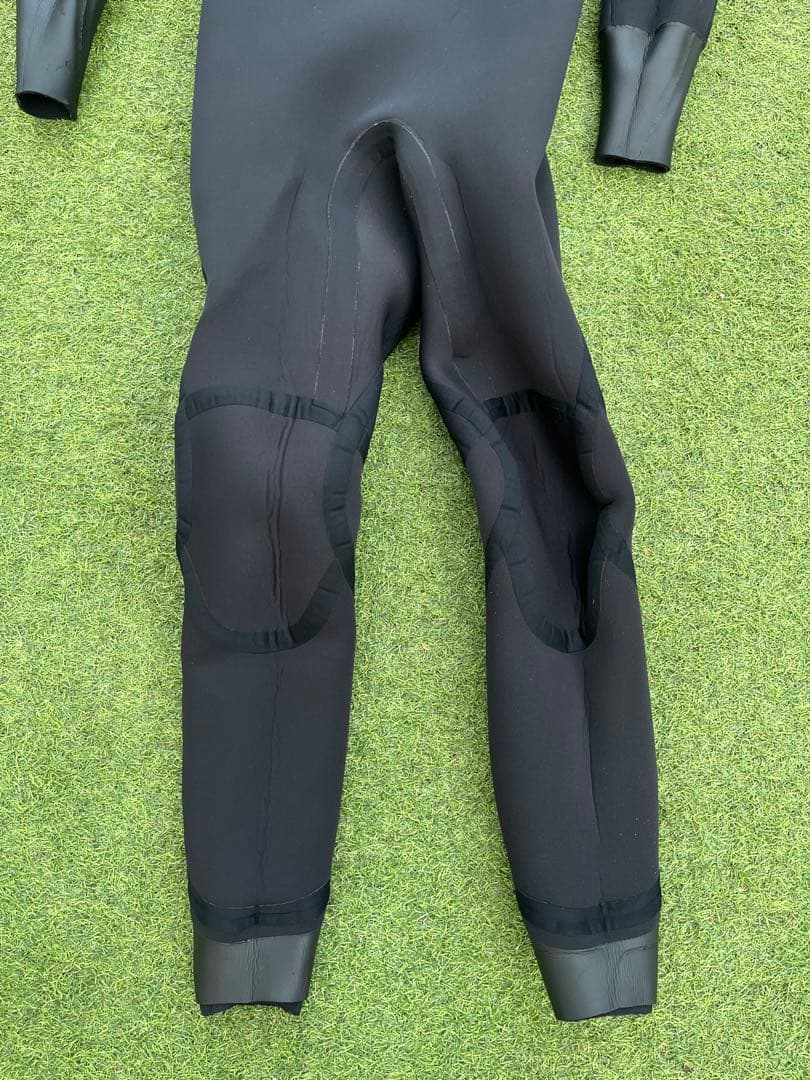 O'NEILL オニールウェットスーツドライスーツXLツールズ手首、首ベルト付き