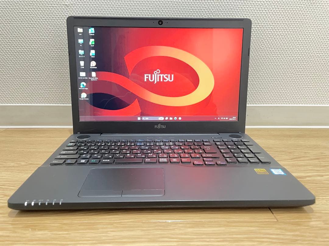 富士通 LIFEBOOK FHD液晶Core i7-7700HQ 1TB