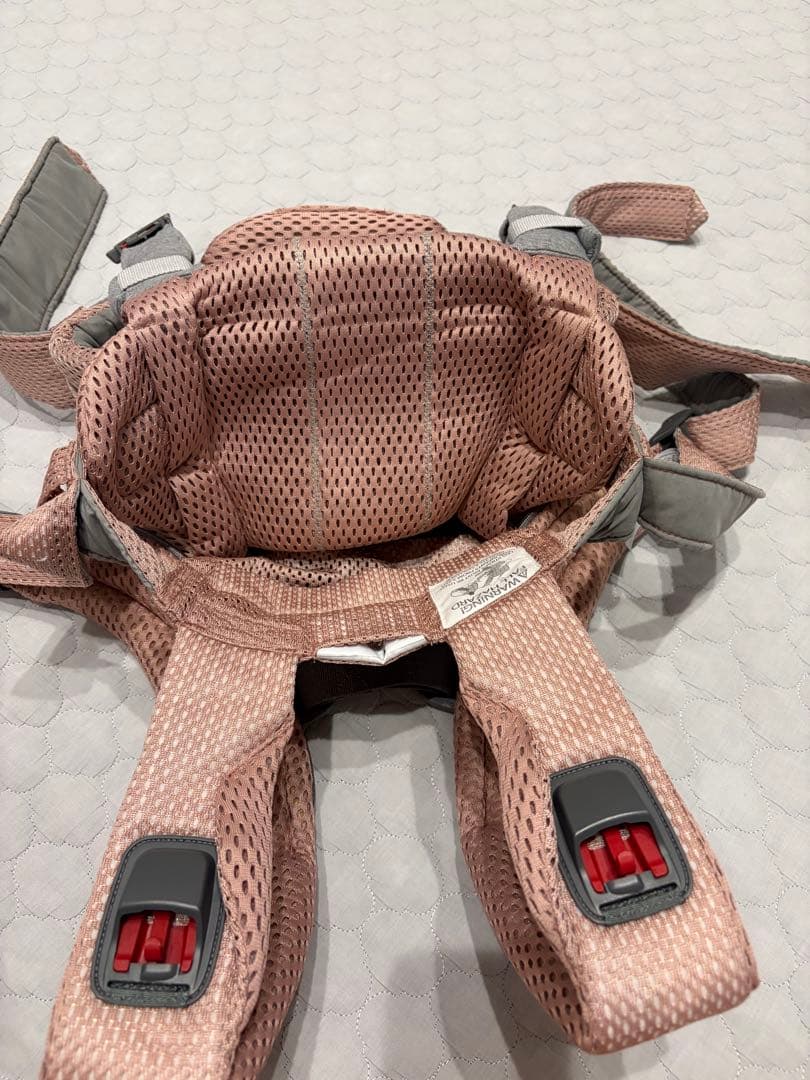 BABYBJÖRN Baby Carrier Harmony ピンク　美品