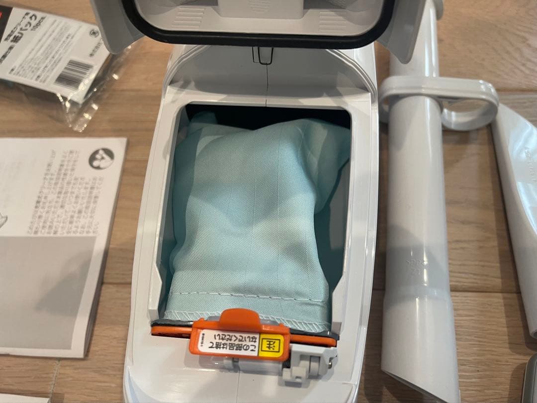 makita マキタ CL282FD コードレスクリーナー