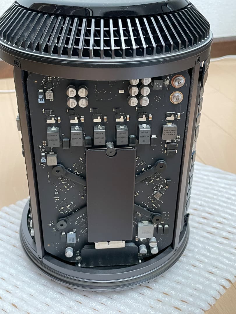 Macpro 2013 3.5GHz6コア・64GB・ 1TB
