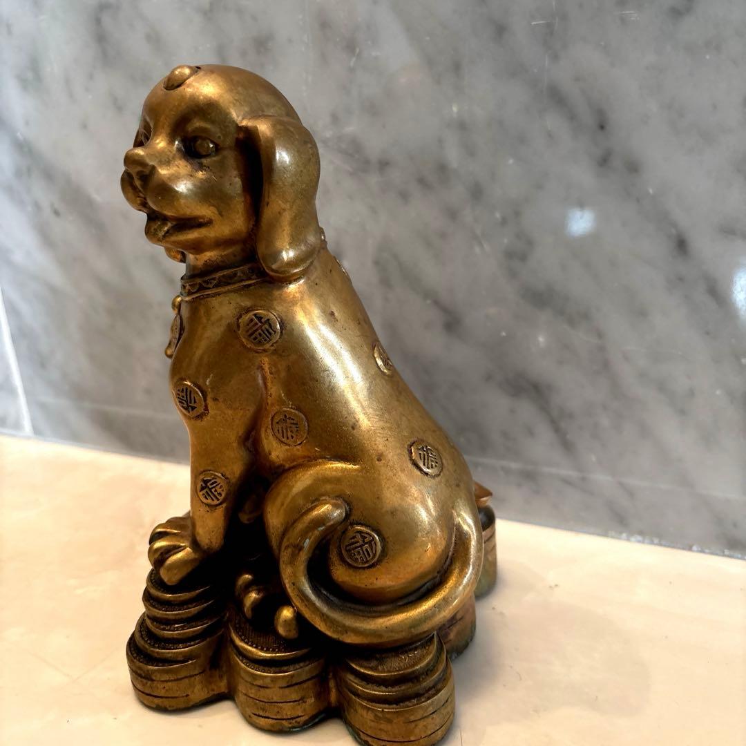 中国アンティーク　ゴールドに輝く可愛らしい犬の子宝祈願の真鍮製のオブジェ