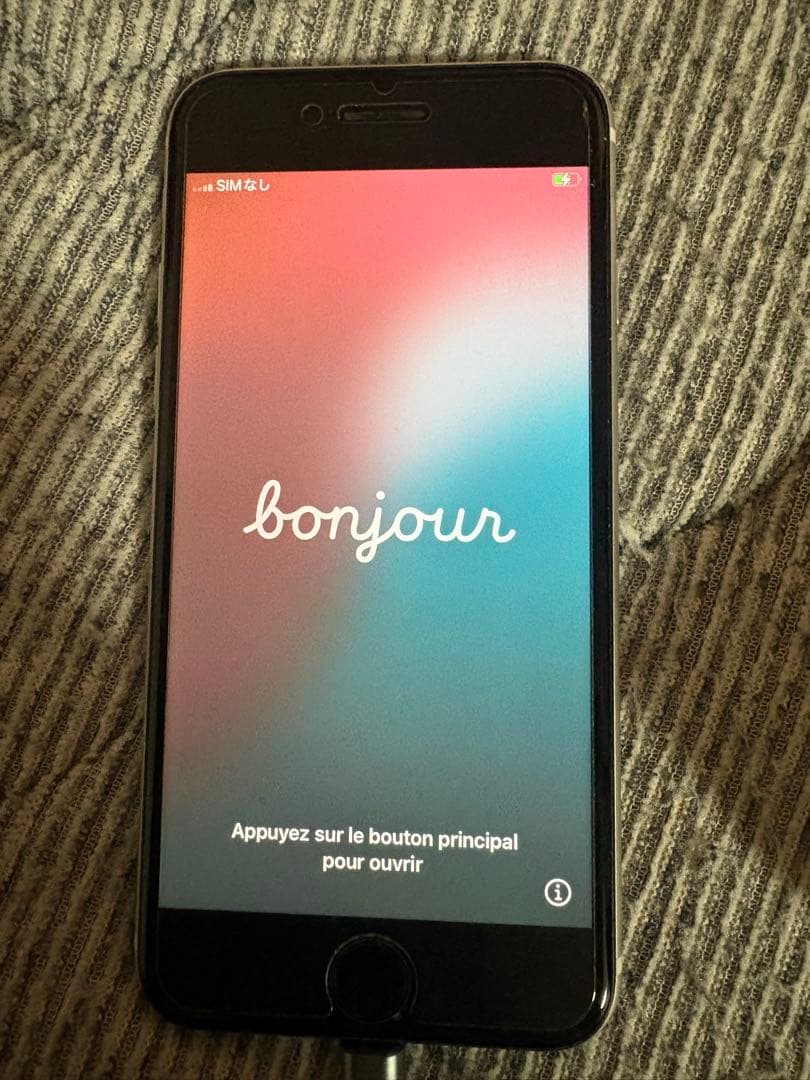 iPhoneSE2 64ギガ　社外バッテリー交換済み