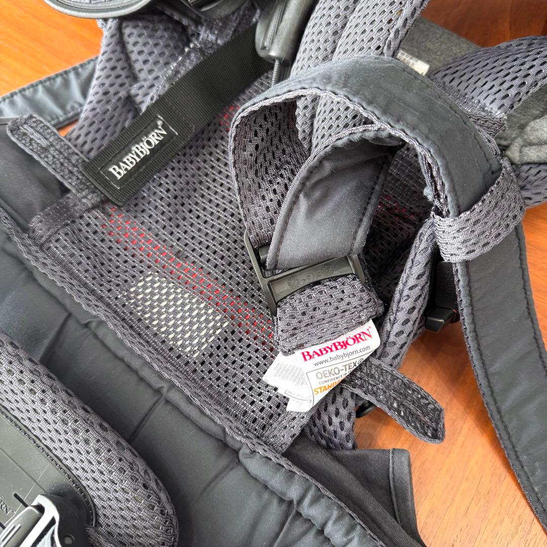 美品 ベビービョルン HARMONY 抱っこ紐 ベビーキャリア アンスラサイト