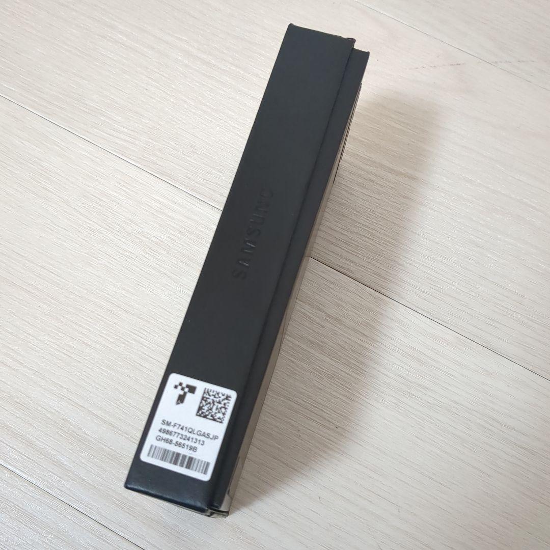 【美品】Samsung　スマートフォン　Galaxy Z Flip6