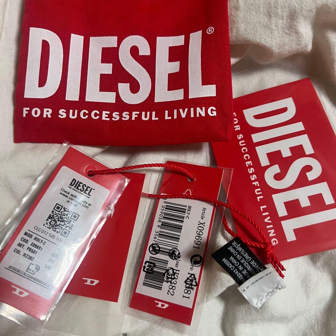 DIESEL キーホルダー　キーリング　オーバルD ロゴ　チャーム　シルバー