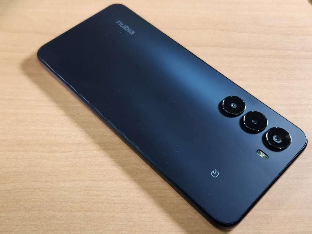 スマートフォン本体 021200G nubia S (5G) A403ZT 128GB