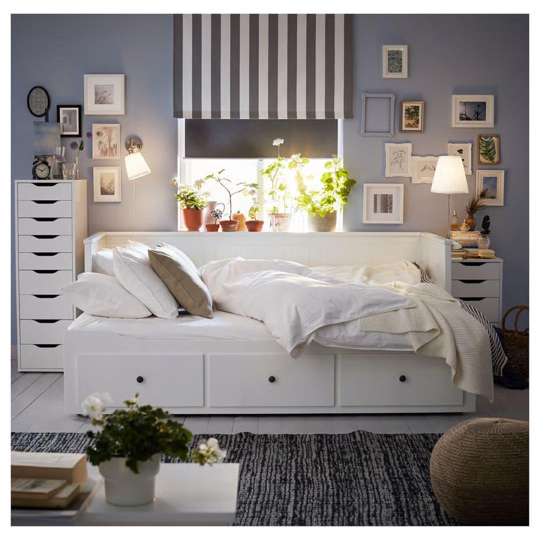 IKEAヘムネスソファベッドフレーム 引き出し付き