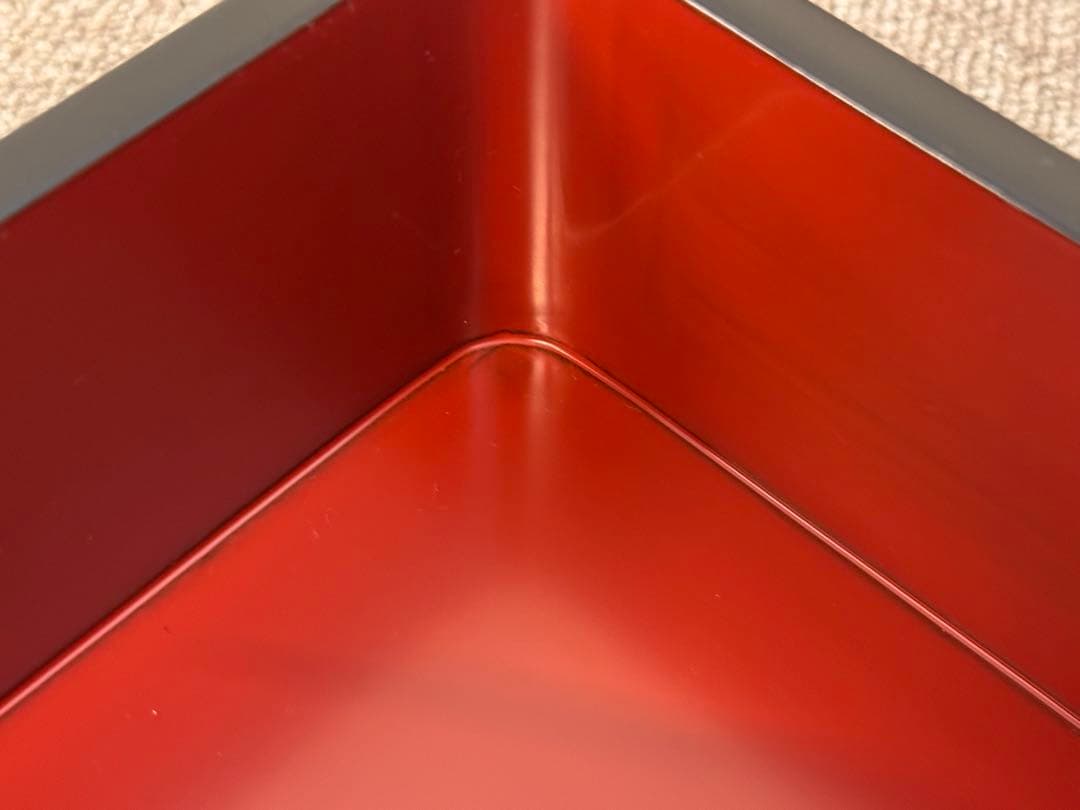 【輪島塗】沈金牡丹彫 三段重箱 金蒔絵 六五重 内朱塗 天然木 共箱