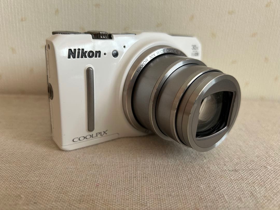 Nikon COOLPIX Ｓ9700 コンパクトデジタルカメラ