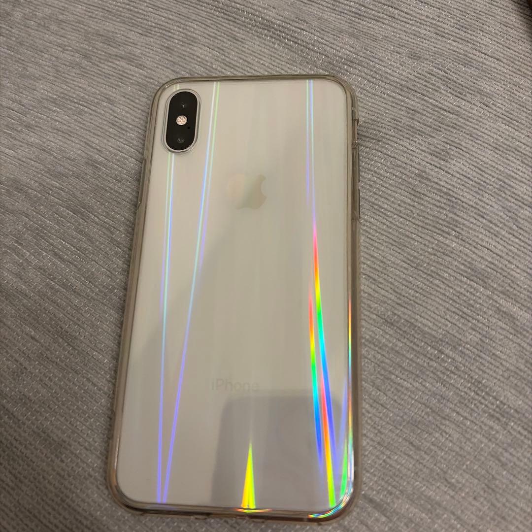 Apple iPhone XS シルバー　64GB 本体のみ